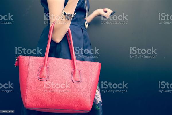 Find de perfekte tasker online