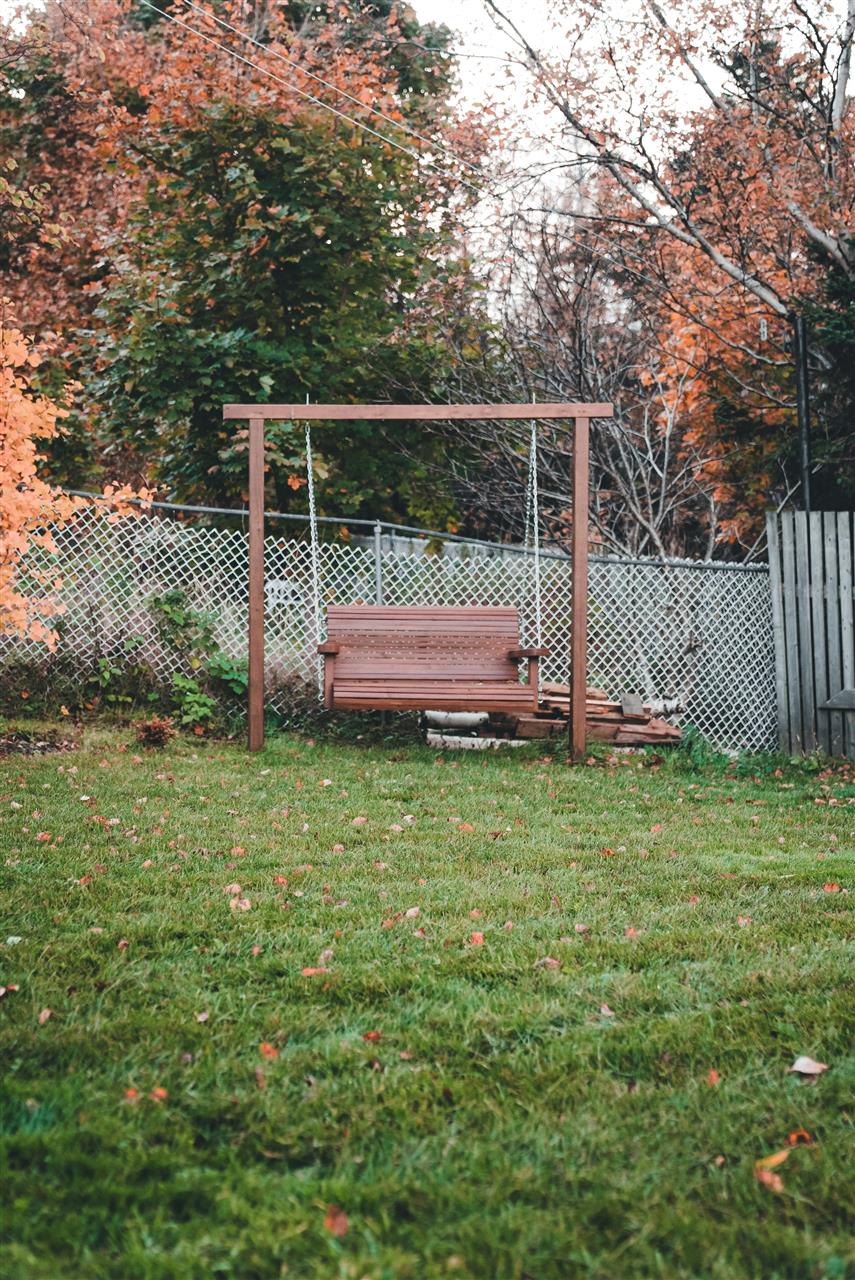 Hængesofa træ – den ultimative guide til dit udendørs paradis